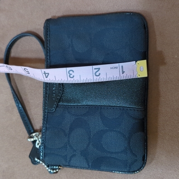 Coach Signature C Black Wristlet 6"x4" - Picture 5 of 9